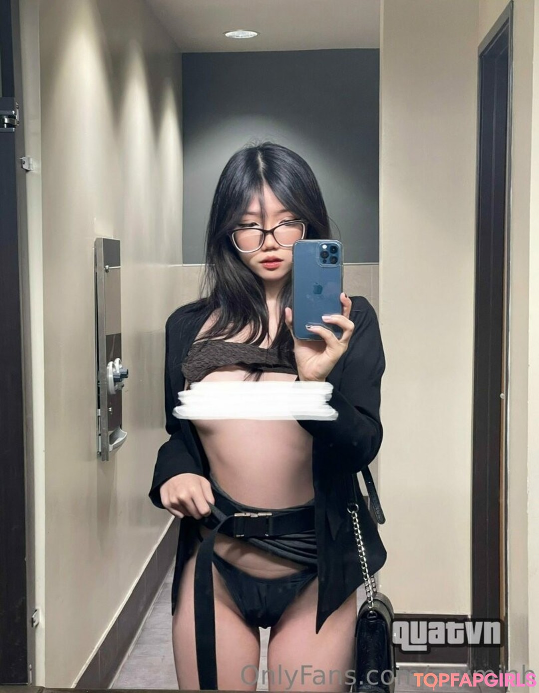 Aryminh model adult gallery
