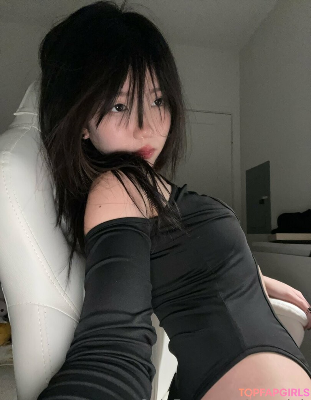 Aryminh pornstar erotic galleries
