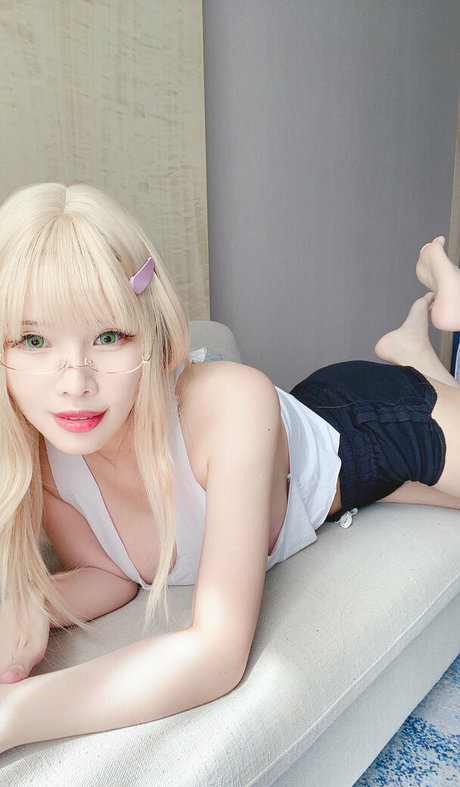 kayahuang free actress picture