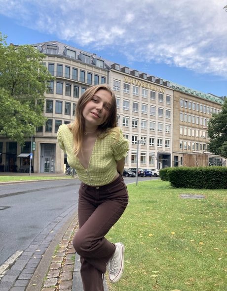 moon less star sexy picture