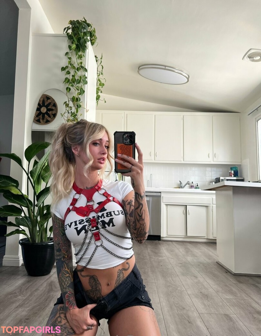 babyyessie pretty pornstar image