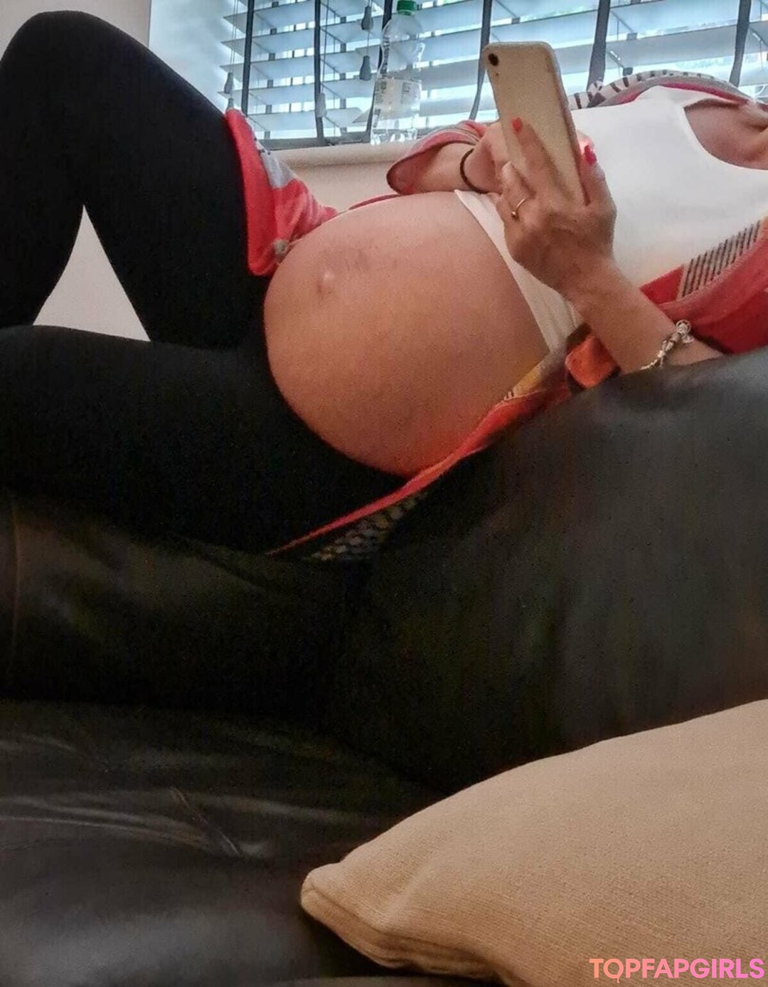 prettypregnant35 perfect actress pic