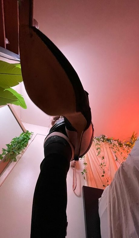 moyufree beautiful pornstar pic