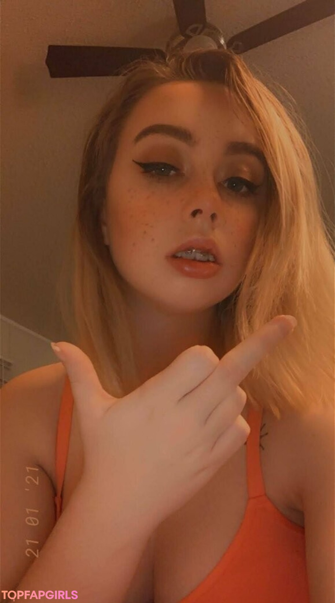 trans milf onlyfans erotic image
