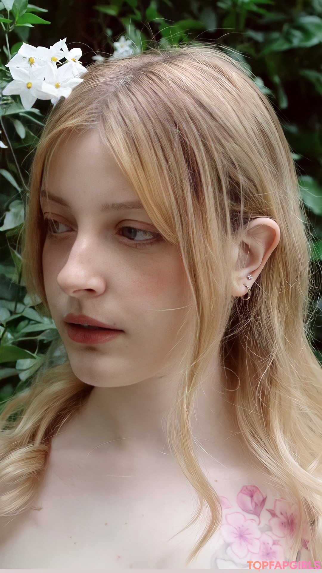 Agnese Innocente nude model image