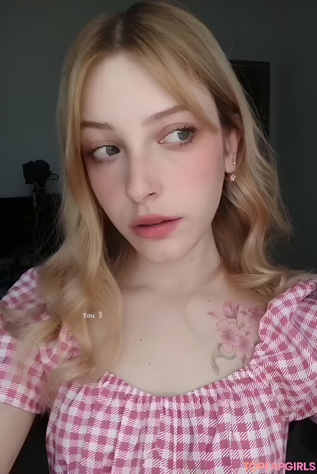 white shemale onlyfans xxx pictures