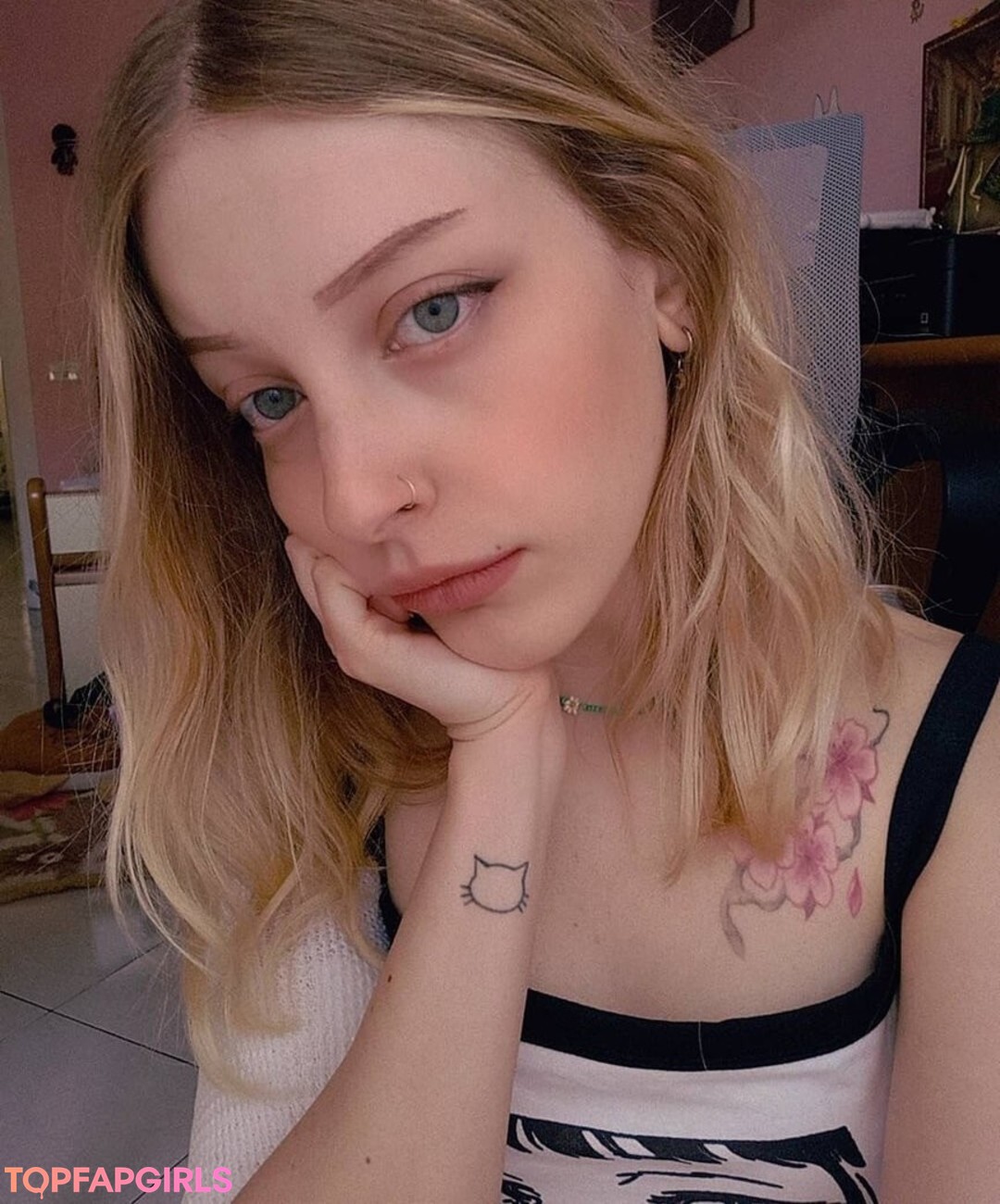 Agnese Innocente star nice archive