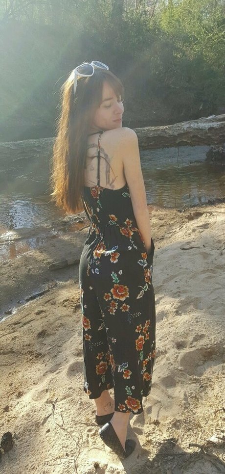 Karaste nude star gallery