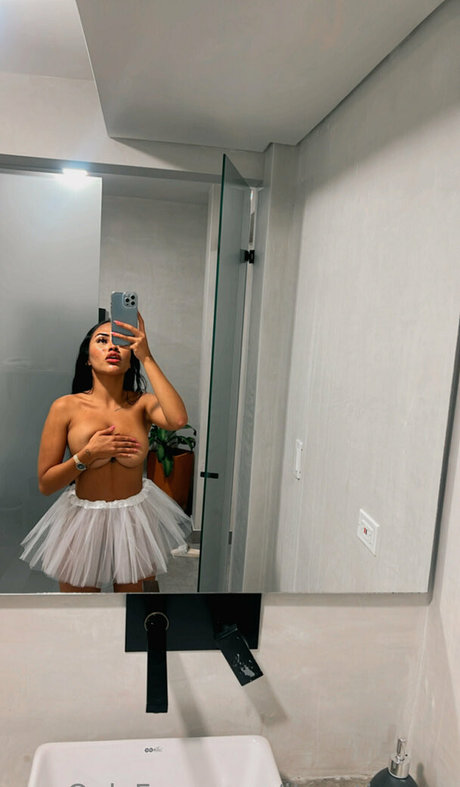 itsthesaracutie pornstar beautiful photo