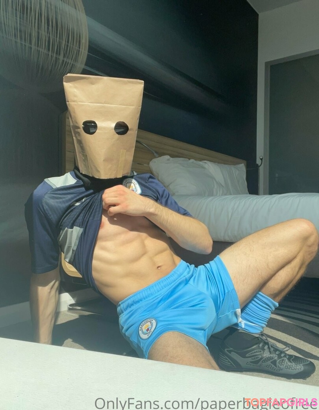 paperbagfree model porn photo