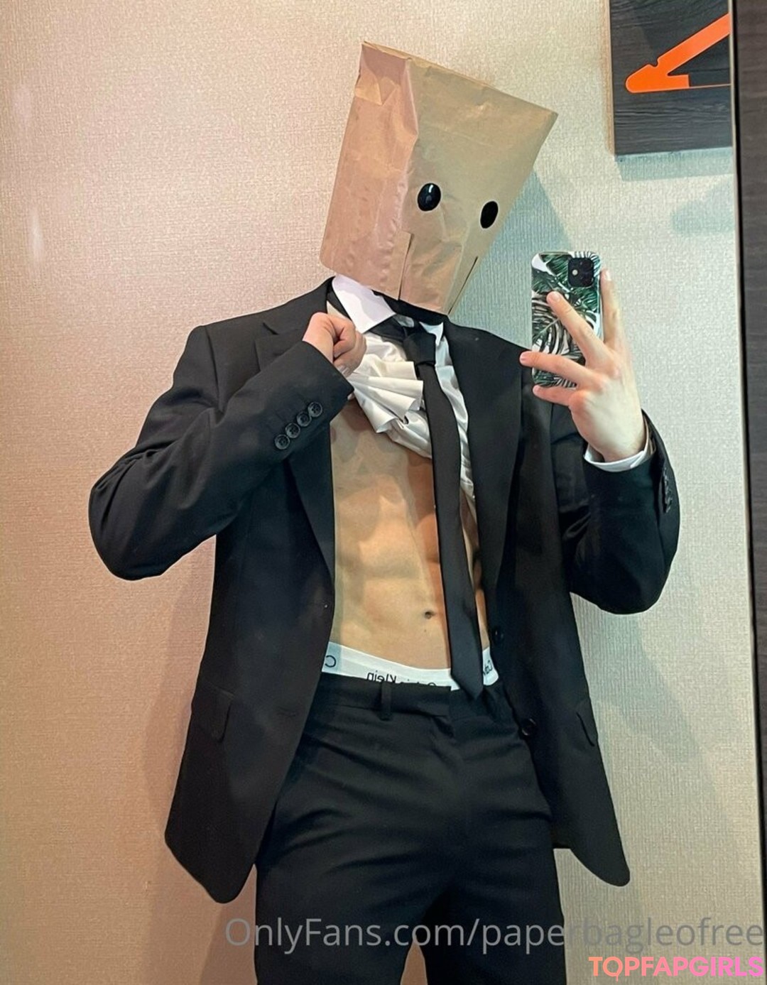 braces onlyfans naked photos