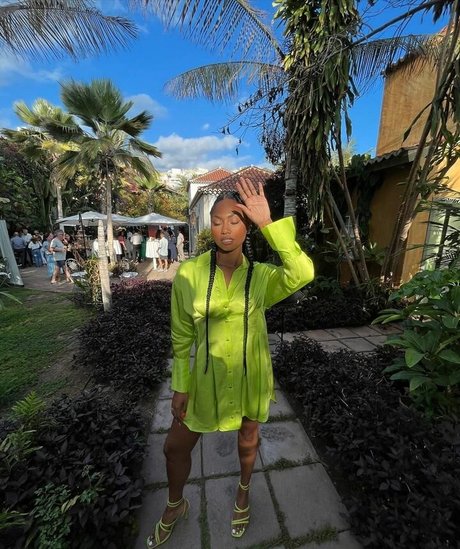 Nia Correia OT art actress pics