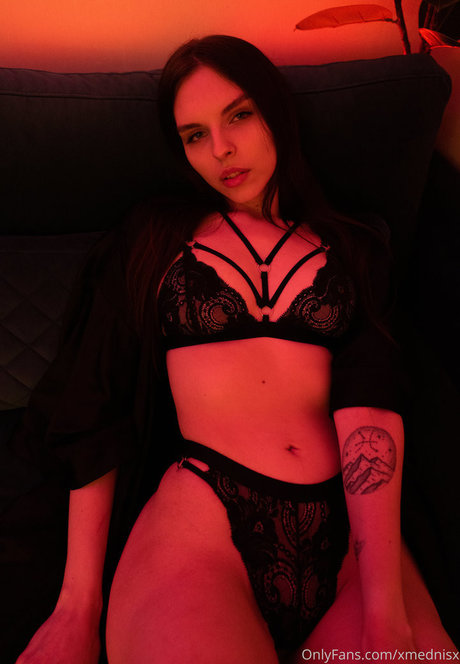 xmednisx xxx model photo