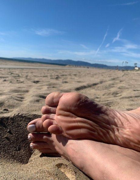 margotdeveraux naked model images