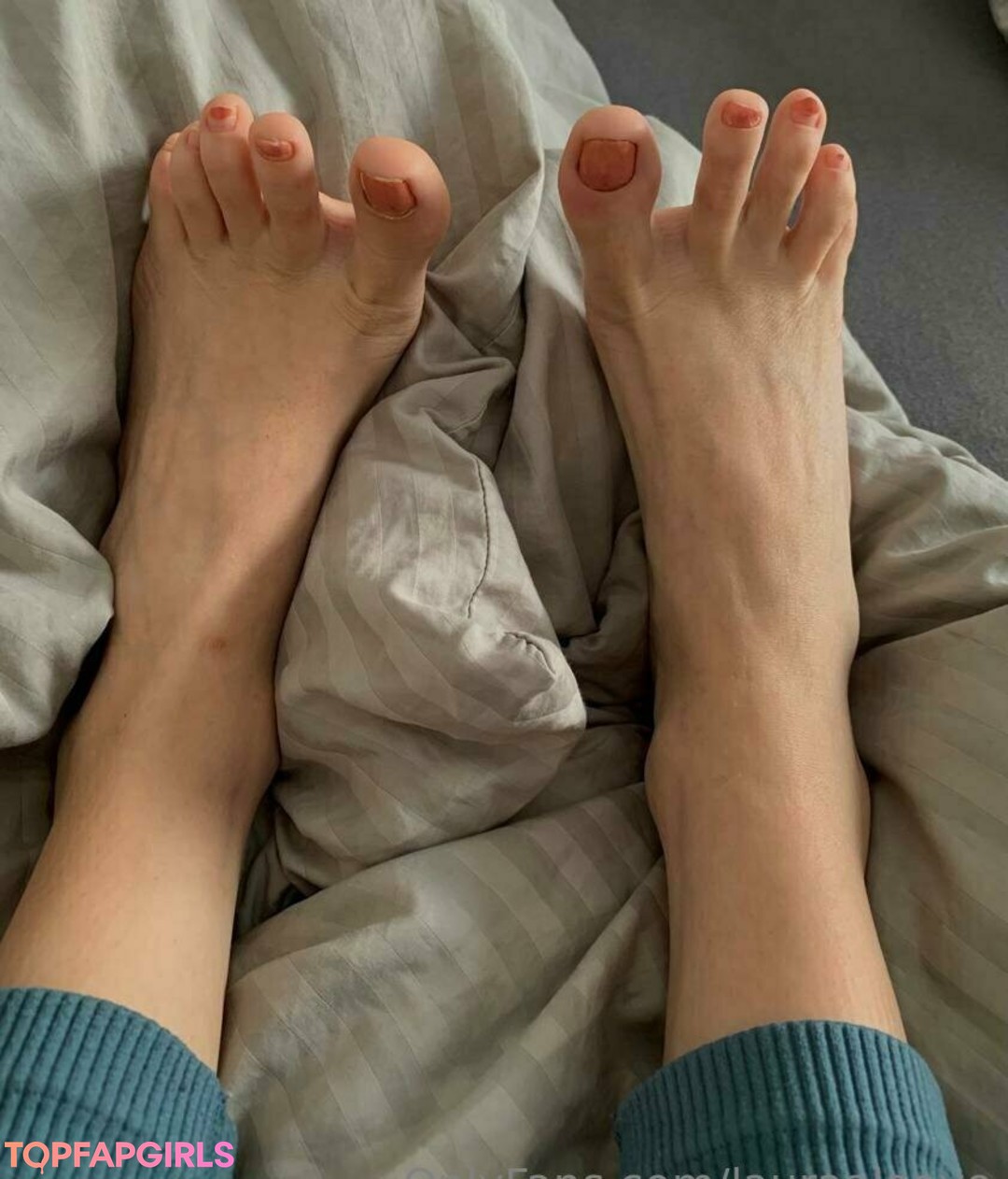 lauraaloove star sexy images