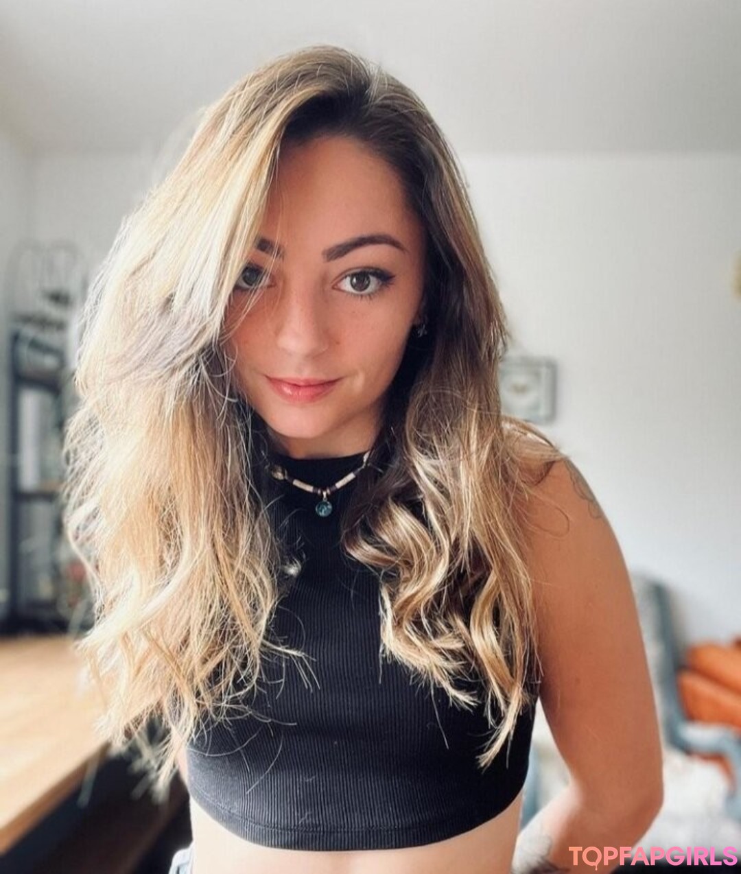 Roxane ASMR erotic pornstar images