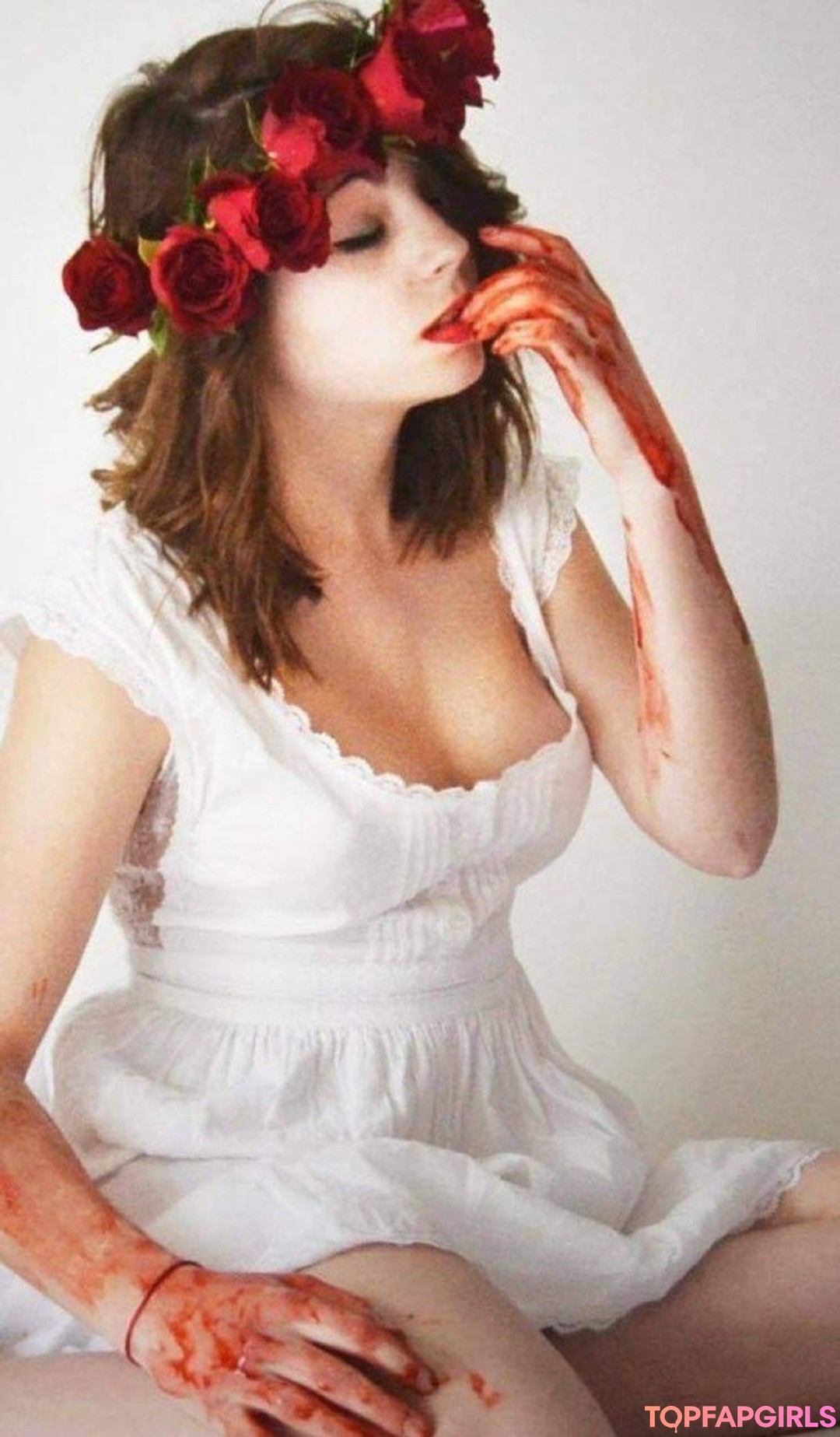 Roxane ASMR model exclusive photos