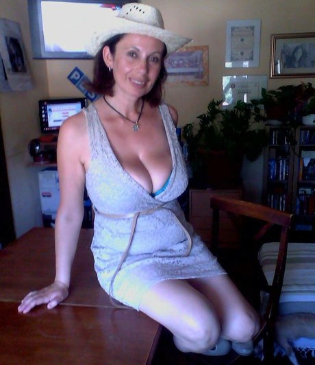 Emilia Di Giovanni erotic star picture