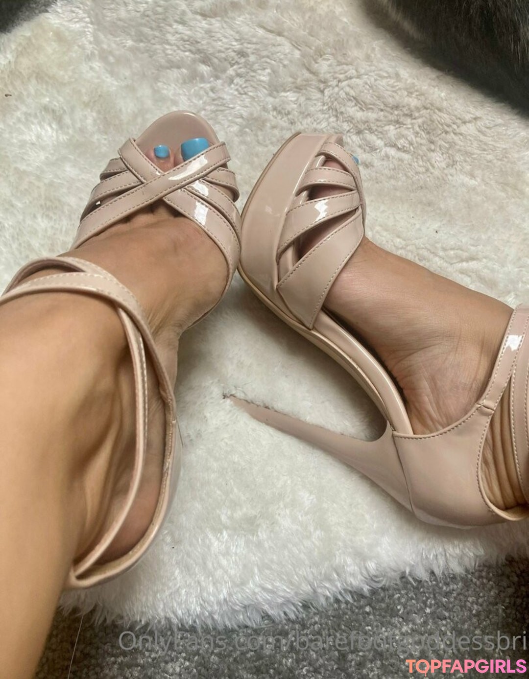 barefootgoddessbri top profile image