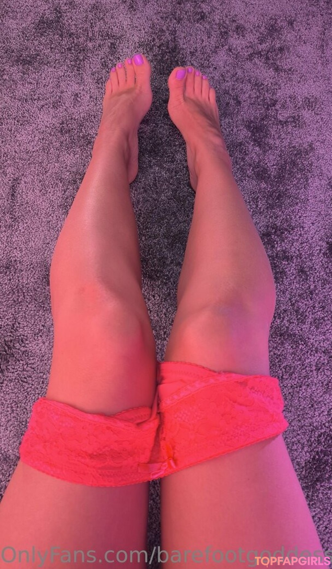 barefootgoddessbri pornographic star pic