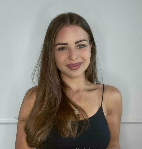 lucia lpz sexy star archive