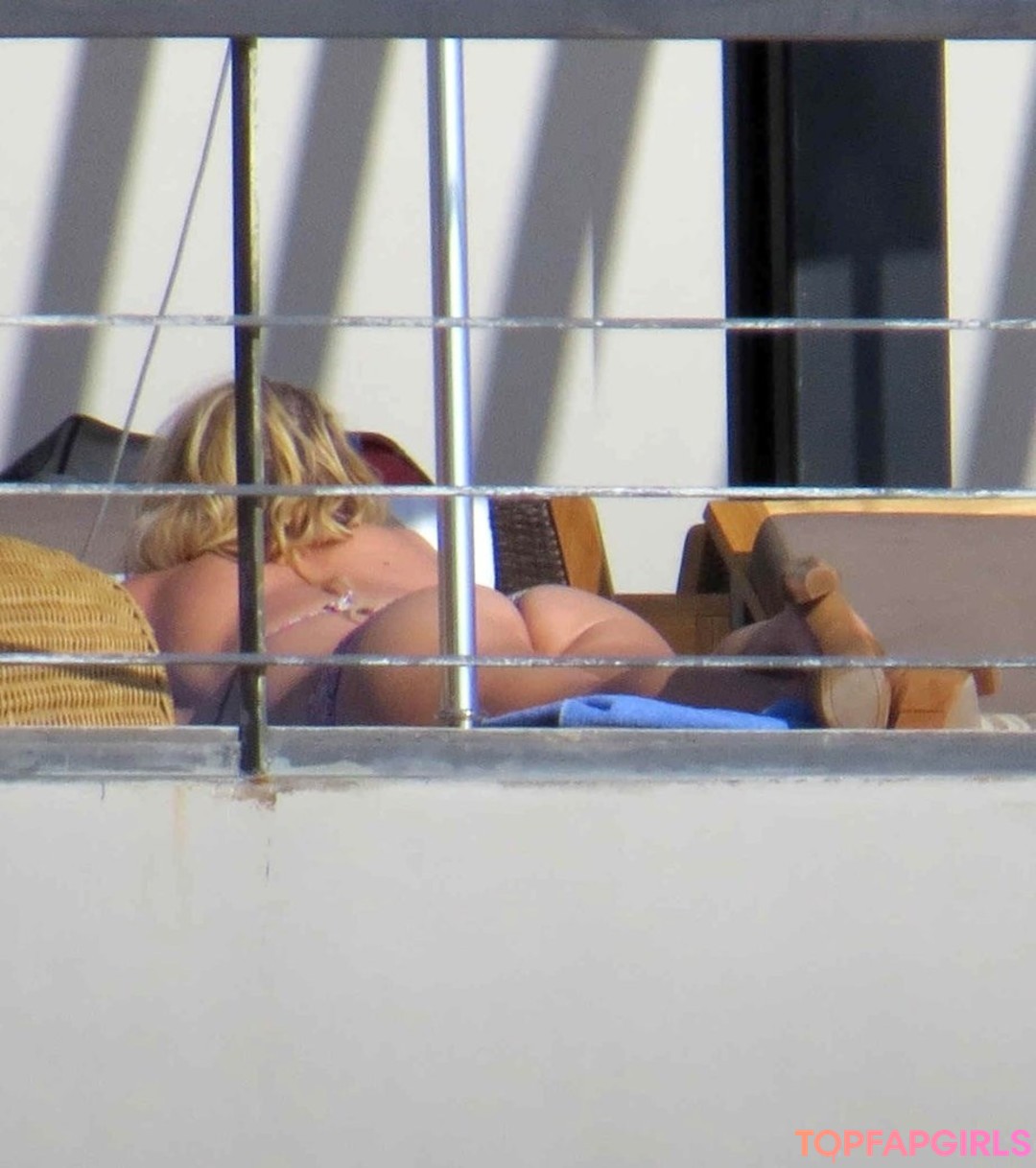 male straight onlyfans top photos