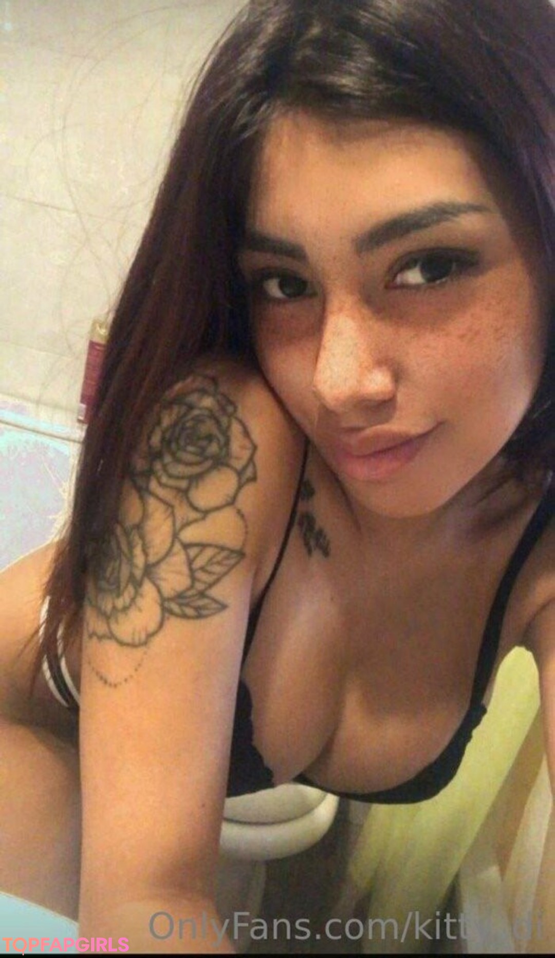 kitty di profile image