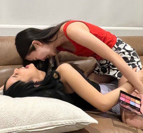 leezipotato model beautiful photos