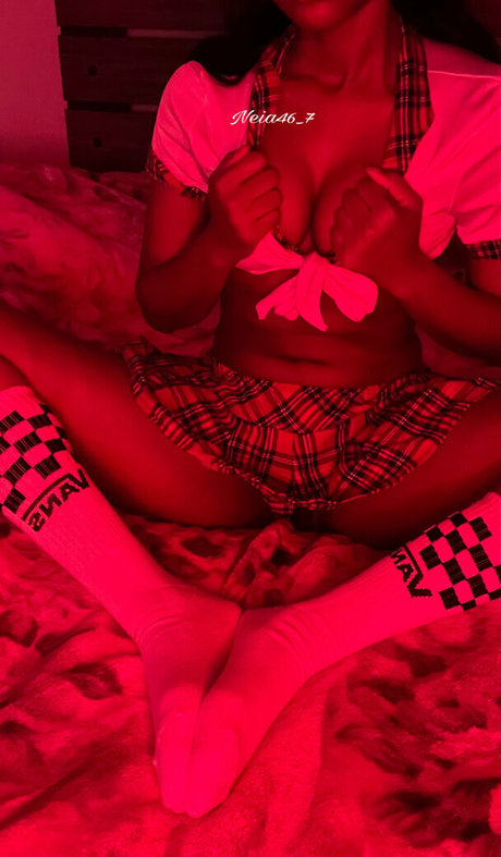 neia46 7 nude model pics