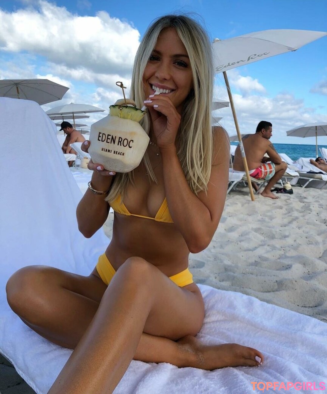 Beatrice Bouchard star adult image