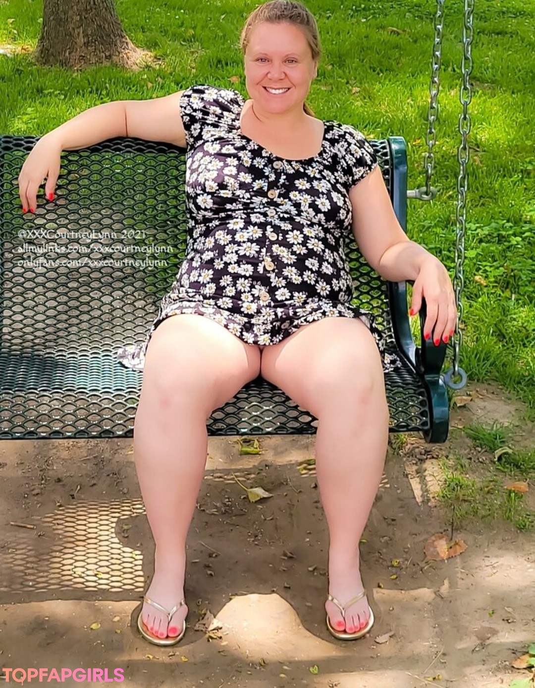 fitness model onlyfans pornographic pic
