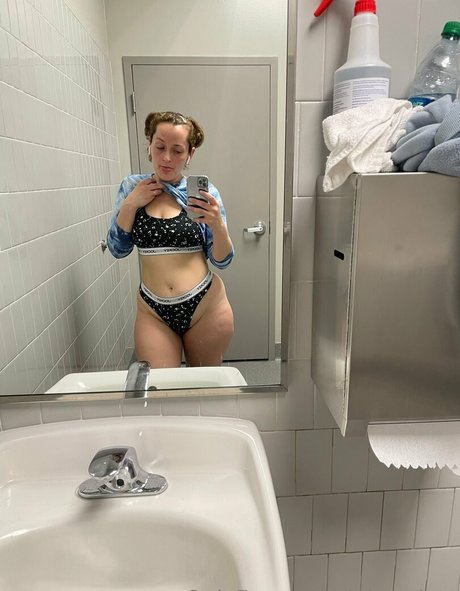 juizy riotz pornstar best images