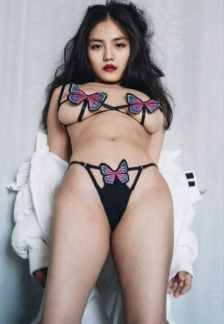 La Chinita top model photo