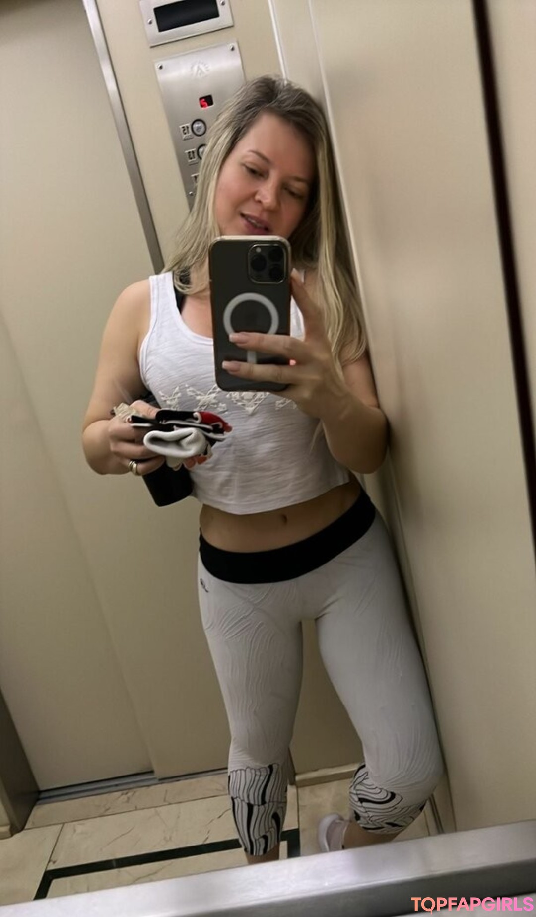 Joice Hasselmann erotic star images