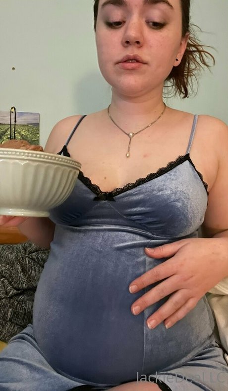 snackupjackie adult star img