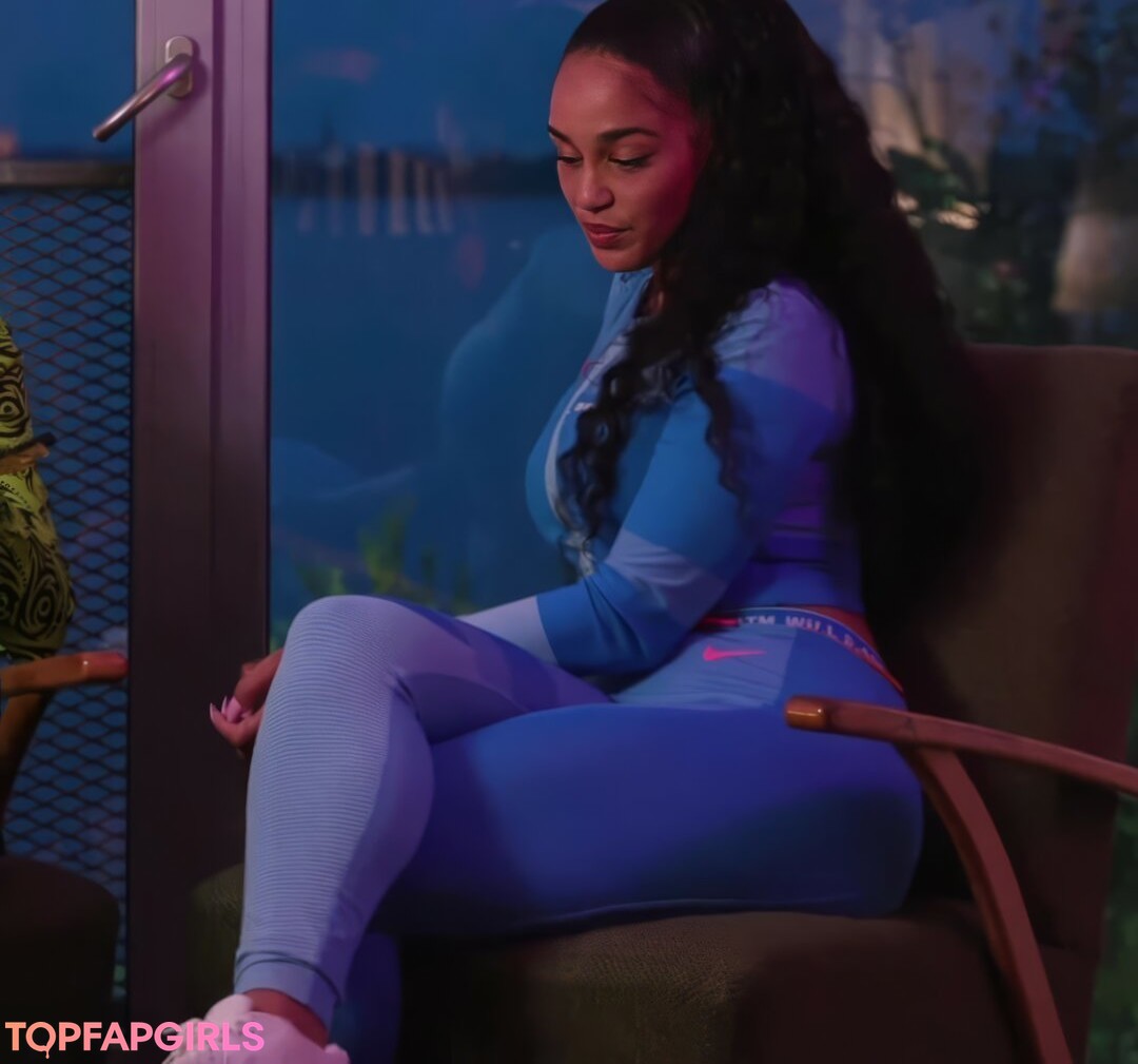 Jorja Smith nudes model galleries