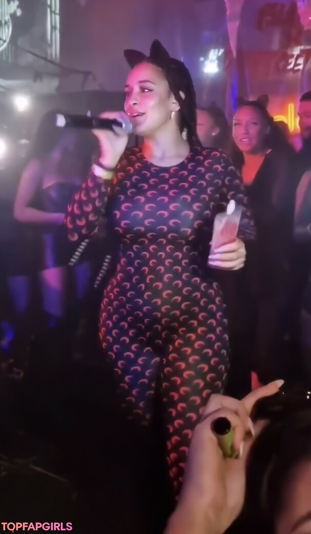 Jorja Smith high quality model pics