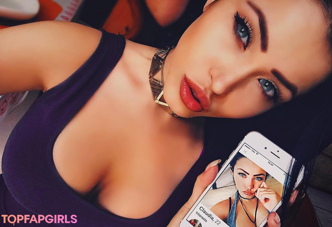 Claudia Alende pornstar top image