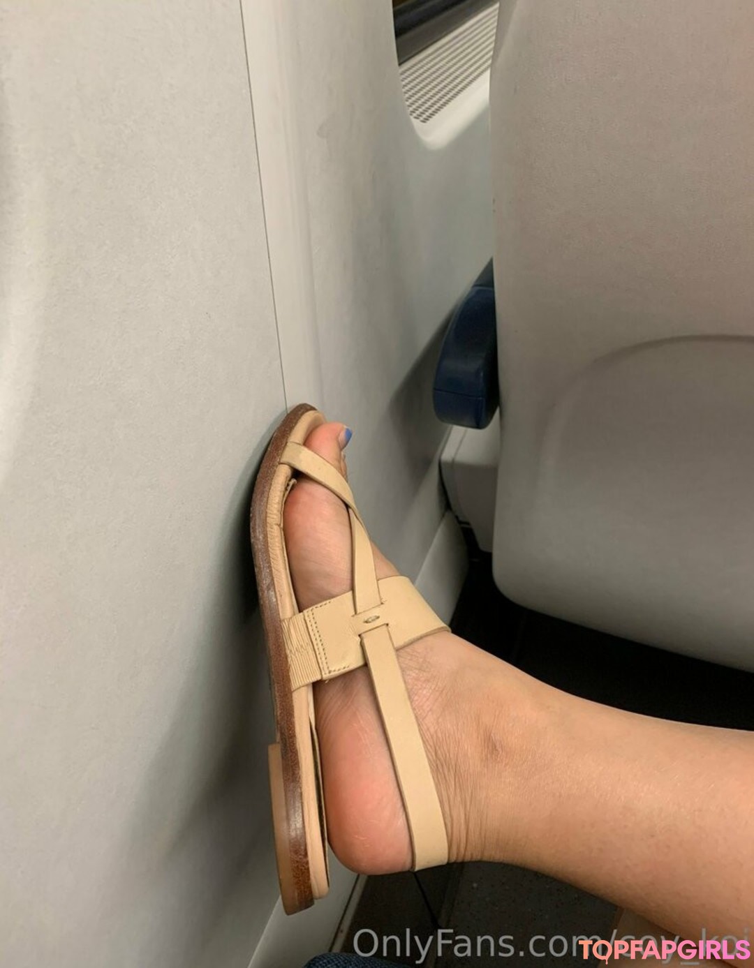 coy koi hd actress picture