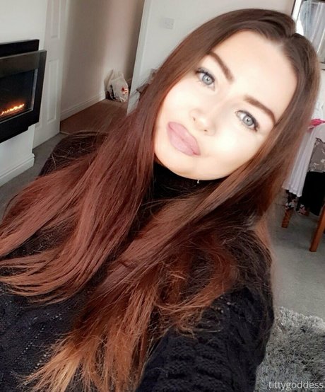 pretty ebony onlyfans pornographic archive