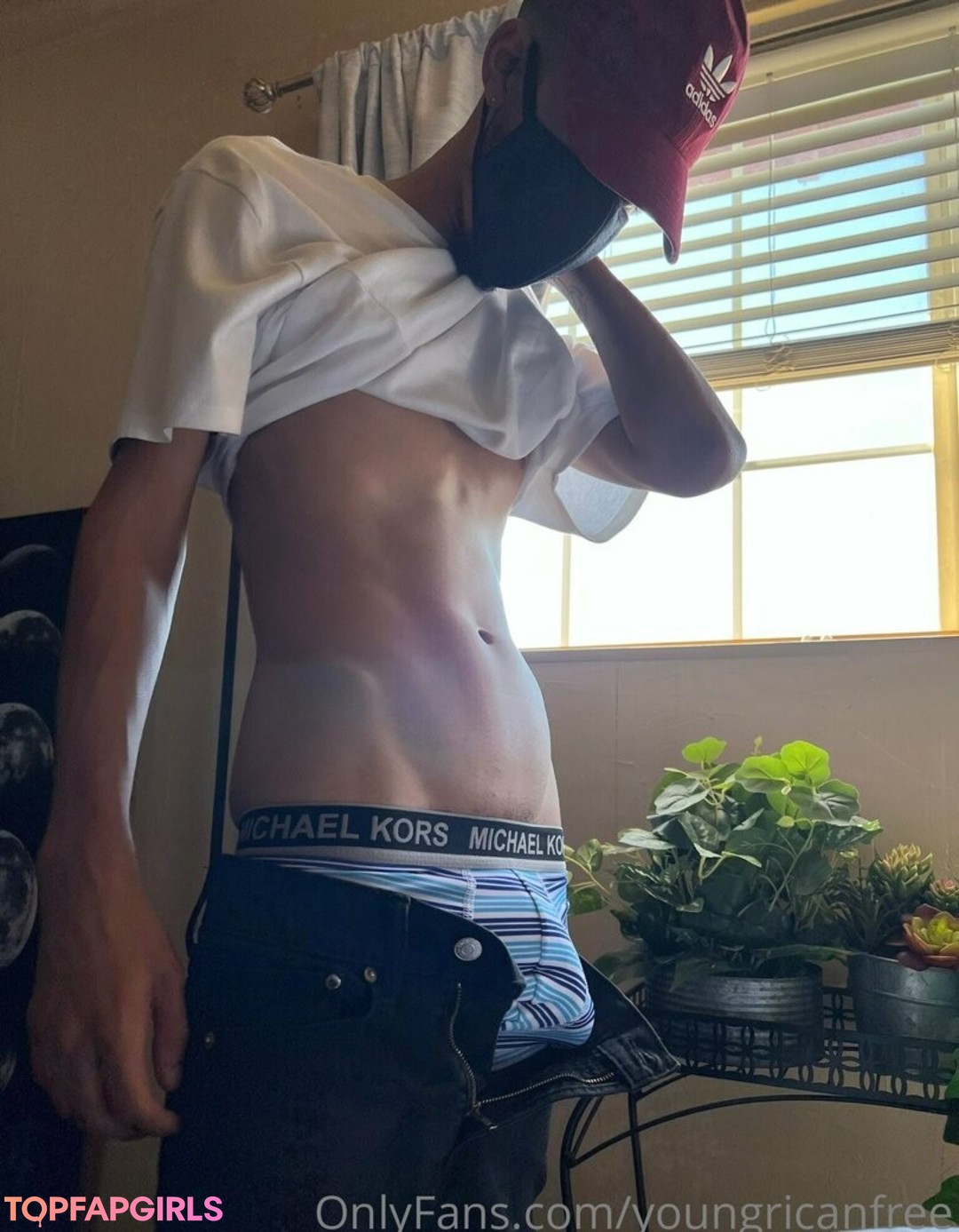 youngricanfree model art picture