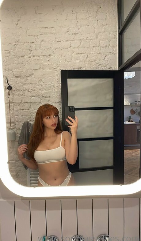 sophiasselfies top profile image