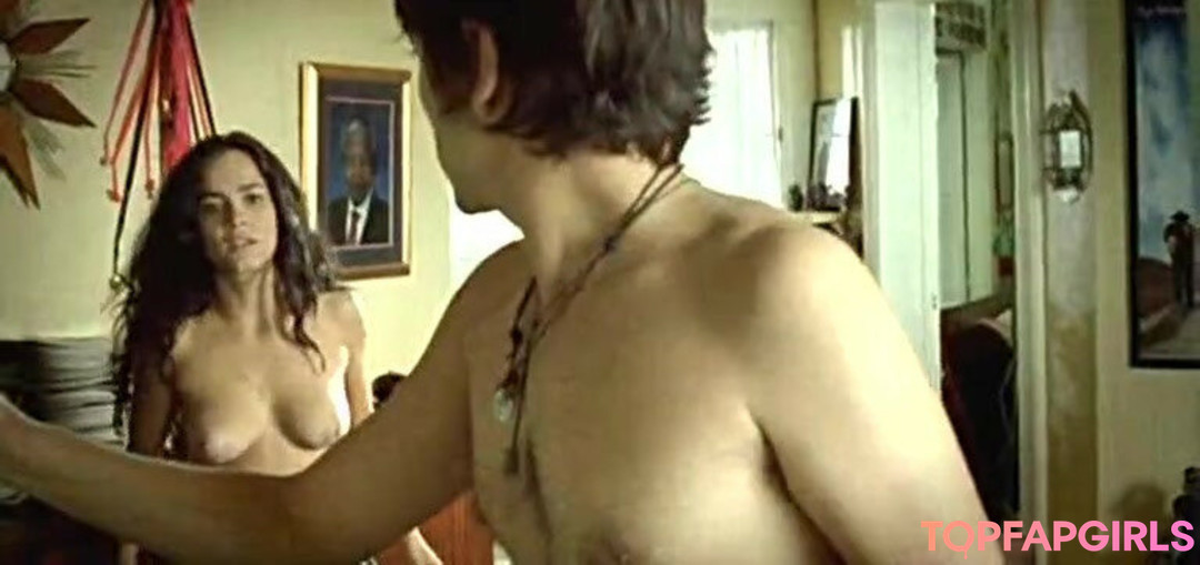 Alice Braga erotic pornstar images