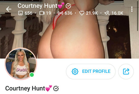 courtneyhuntt sexy actress image