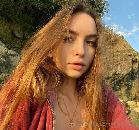 miyu free nice model photo