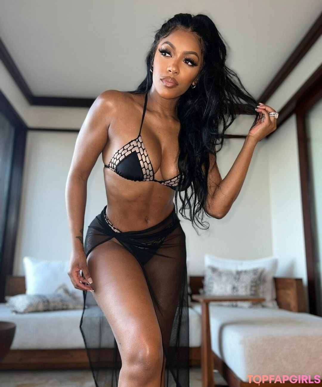 Porsha Williams pretty model pic