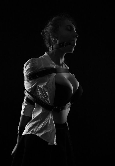 Lyllaangel top actress photos