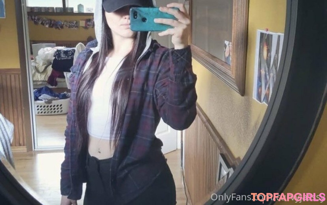 curvyjasssy model porn pic
