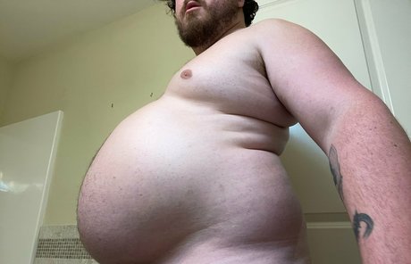 gutgod111 pretty model picture