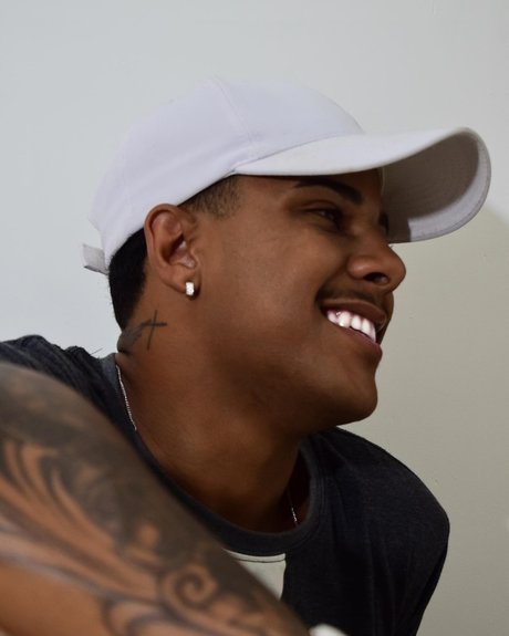 Novinho profile image